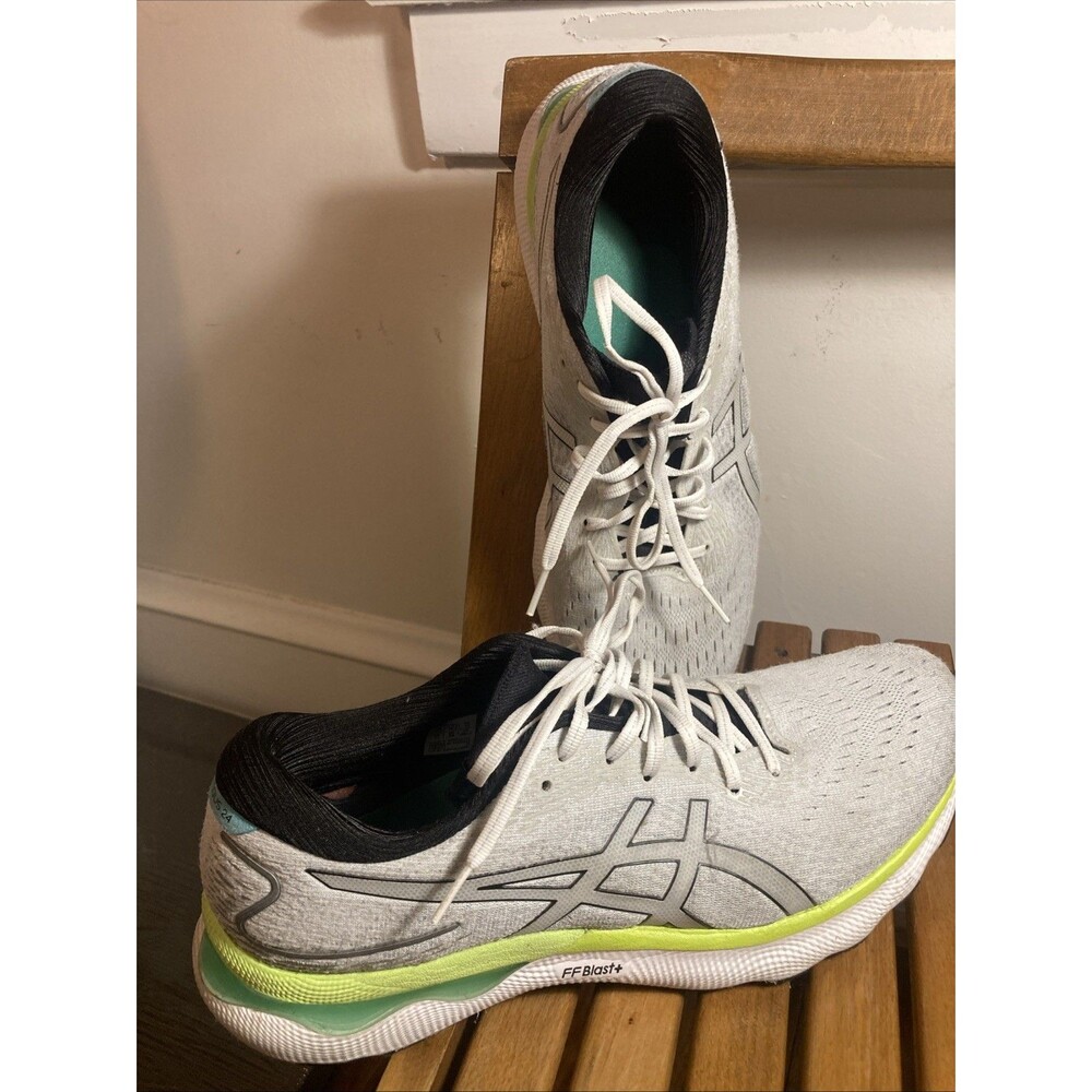 Men's Asics Gel Nimbus 24 size 12 Gray Sneakers Running Exercise Shoes Basketbal